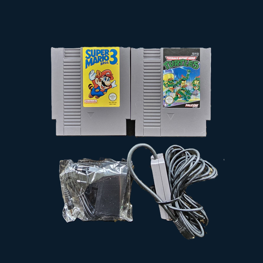 Ninentdo Entertainment System (NES) 8-bit Super Mario Bros 3 & Ninja Turtles 1985